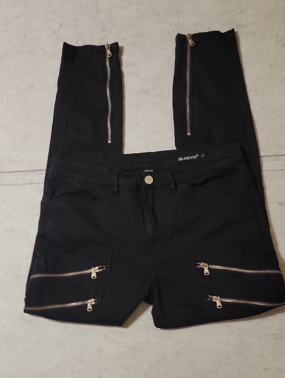 BLANKNYC Black Skinny Zipper Cargo Utility Moto Pants Size 29 Flawed Belt Loop